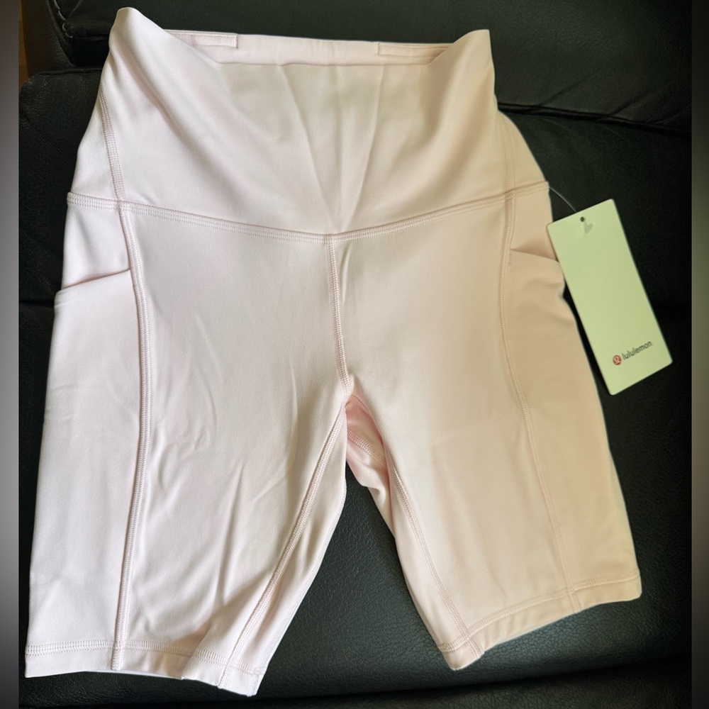 Lululemon Strawberry Milkshake Align HR Short 8" with Pockets NWT! Size 4! RARE!